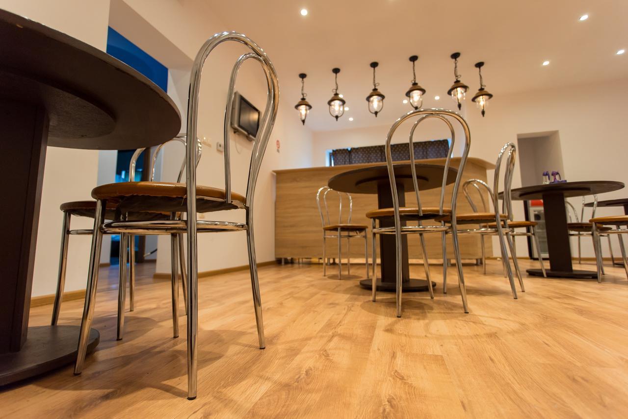 Green Hostel Sfântu-Gheorghe Екстериор снимка